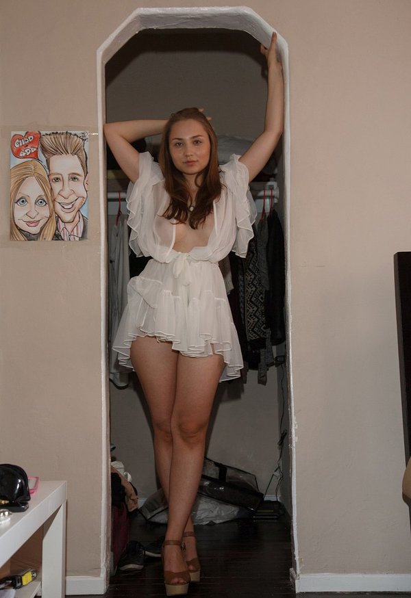 Елена, 22